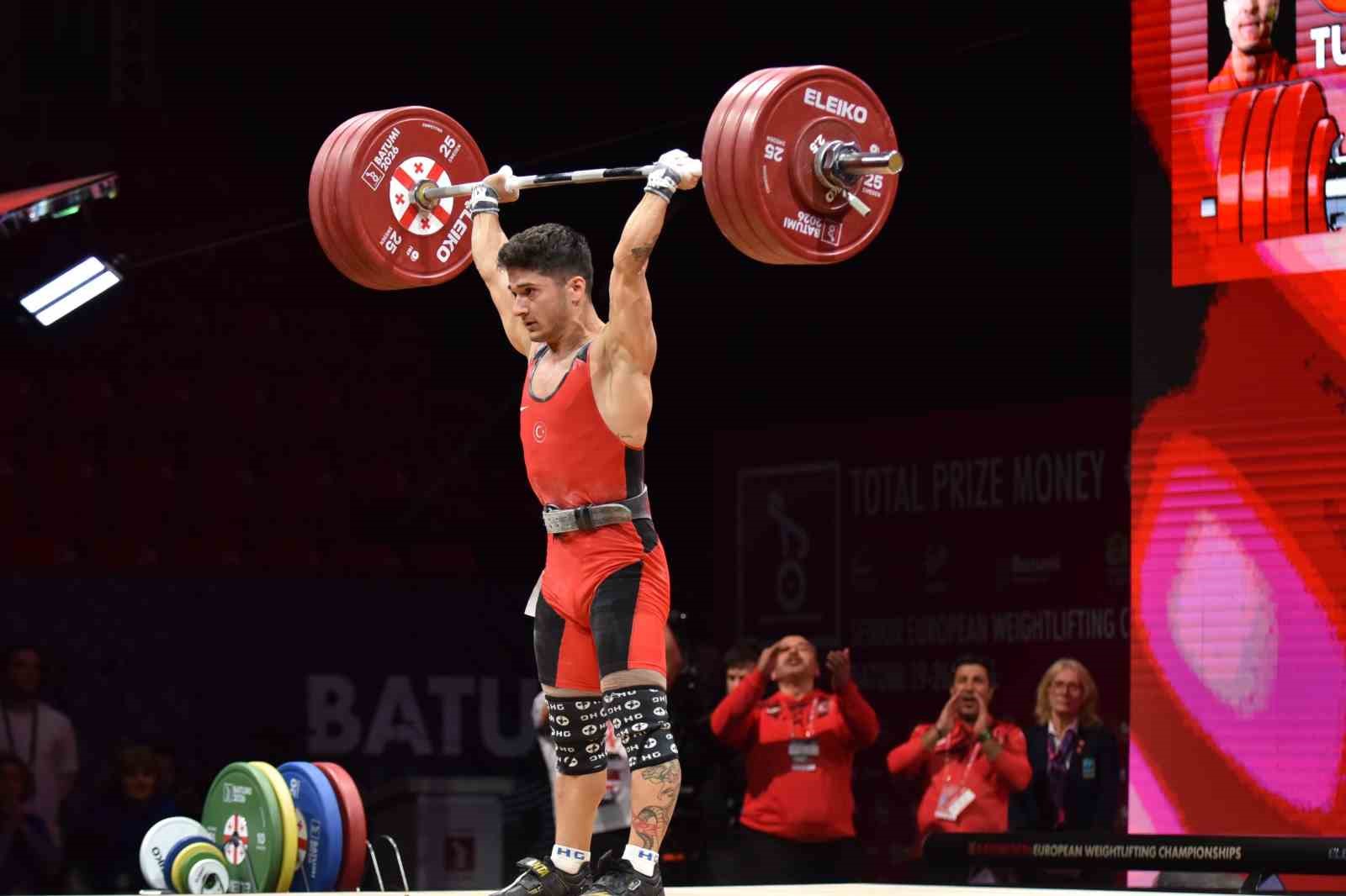 Muhammed Furkan rekorla Avrupa şampiyonu
