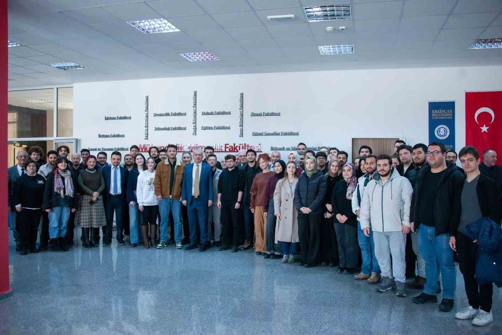 Mühendislik Mimarlık Fakültesinde rektör-öğrenci buluşması
