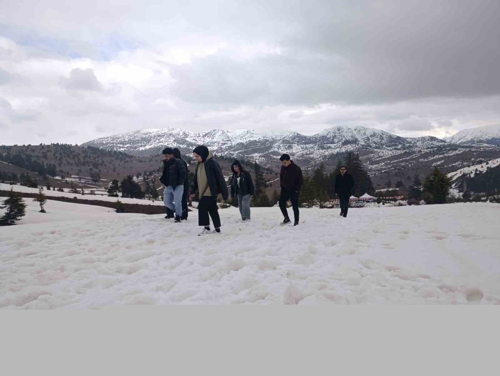 Muhsin Yazıcıoğlu, vefatının 17. yılında Keş Dağı’nda anıldı
