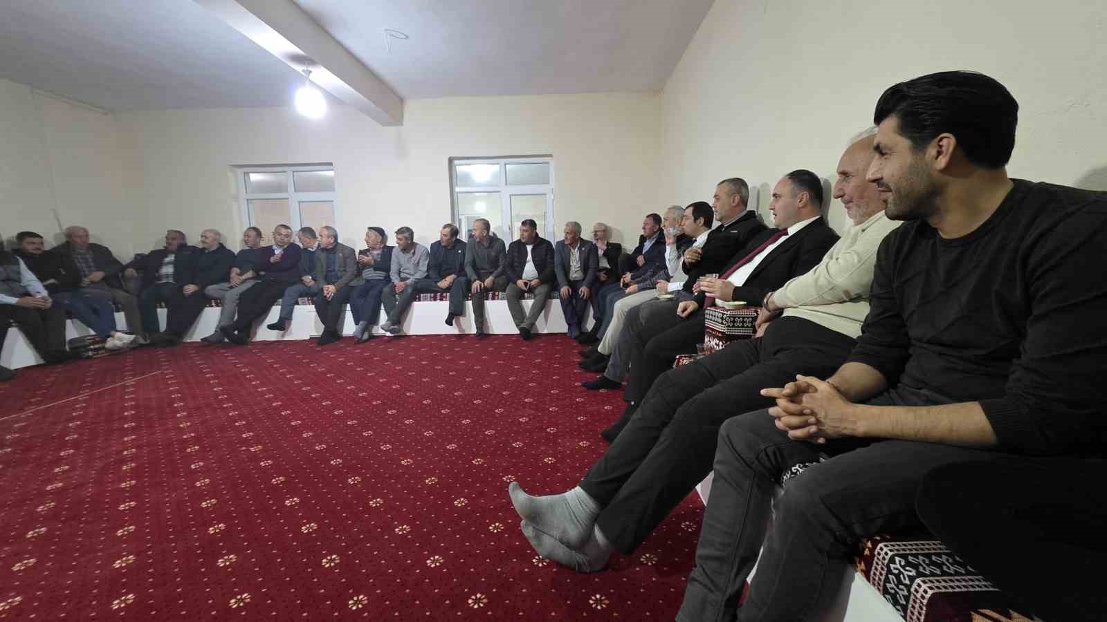 Muhtarlar Abaş köyünde buluştu
Muhtarlar Abaş köyünde buluştu