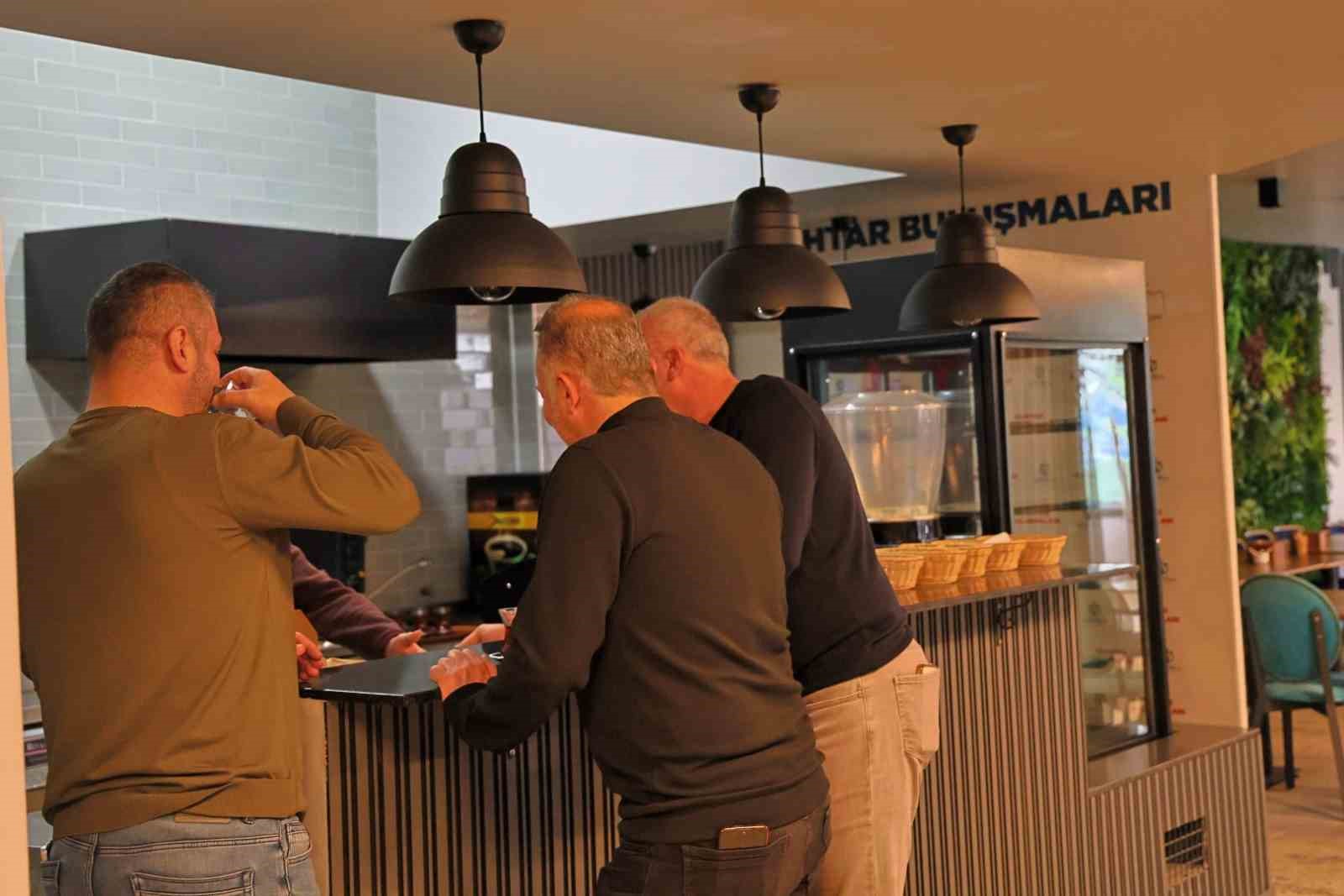 Muhtarlar, Türkiye’de ilk olan bu mekandan memnun
