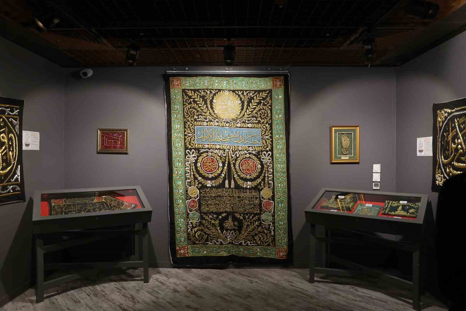 Mukaddes emanetler, Gaziantep Büyükşehir ev sahipliğinde vatandaşlarla buluşuyor
