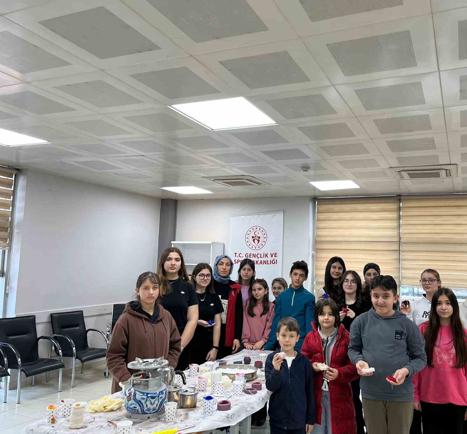 Mum atölyesi ilgi gördü
