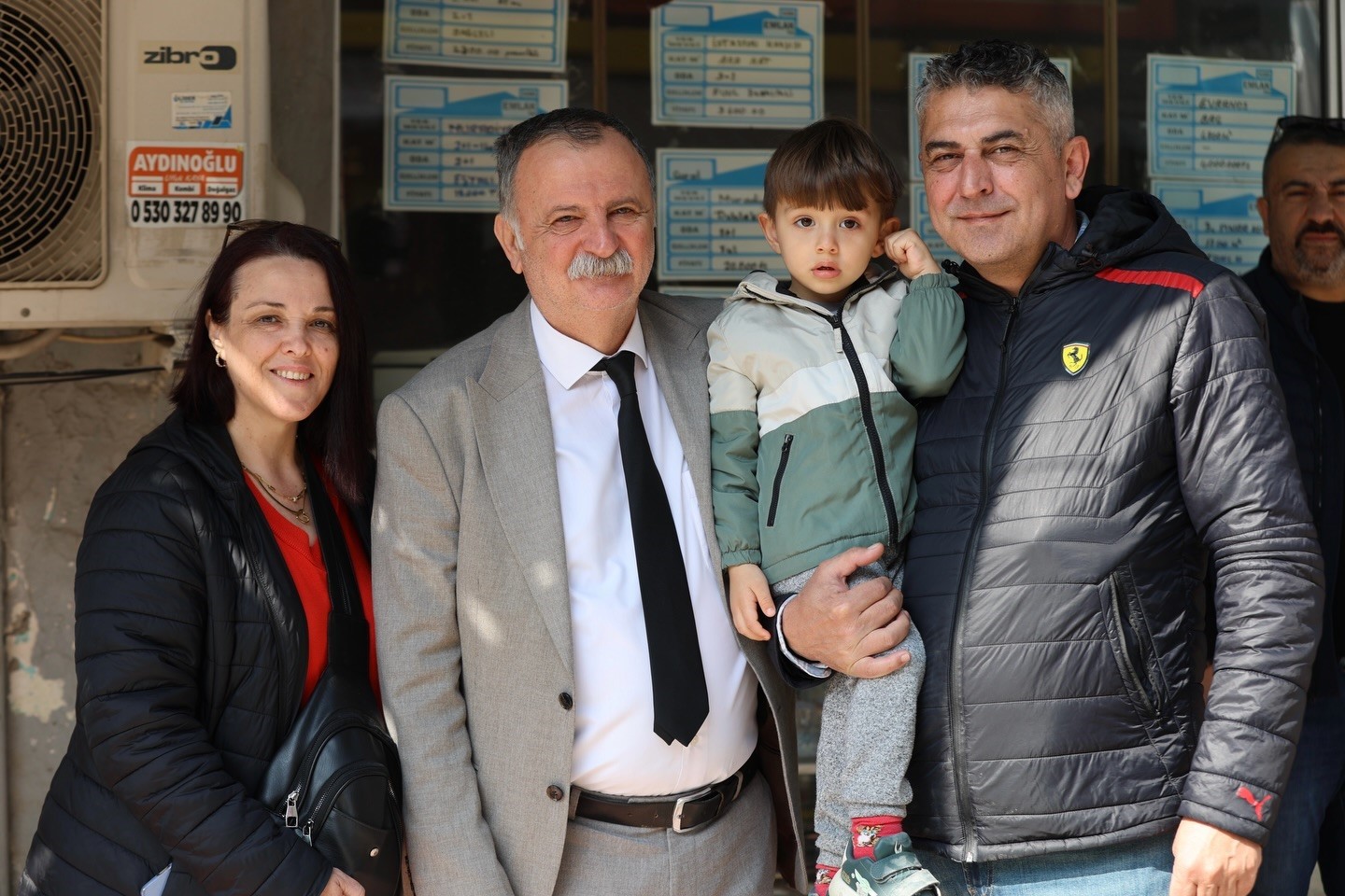 Muradiye’nin altyapı sorunu bir buçuk yıl içinde bitecek
Muradiye’nin altyapı sorunu bir buçuk yıl içinde bitecek