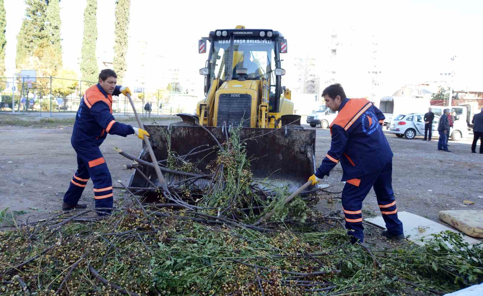 Muratpaşa’da çevreyi kirletenlere 1 milyon 395 bin lira ceza
Muratpaşa’da çevreyi kirletenlere 1 milyon 395 bin lira ceza