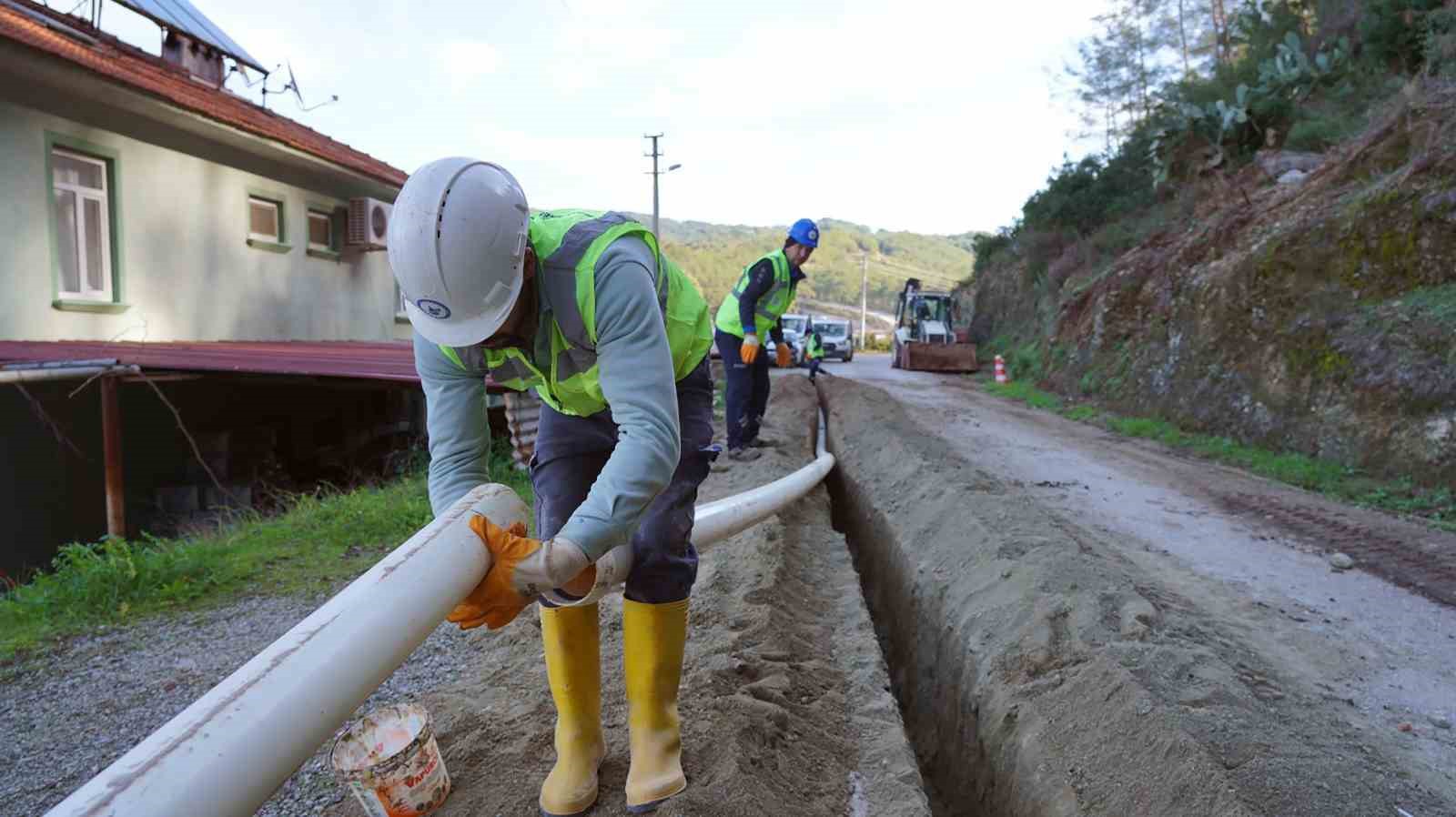 MUSKİ, 40 yıllık içme suyu hatları değişiyor
