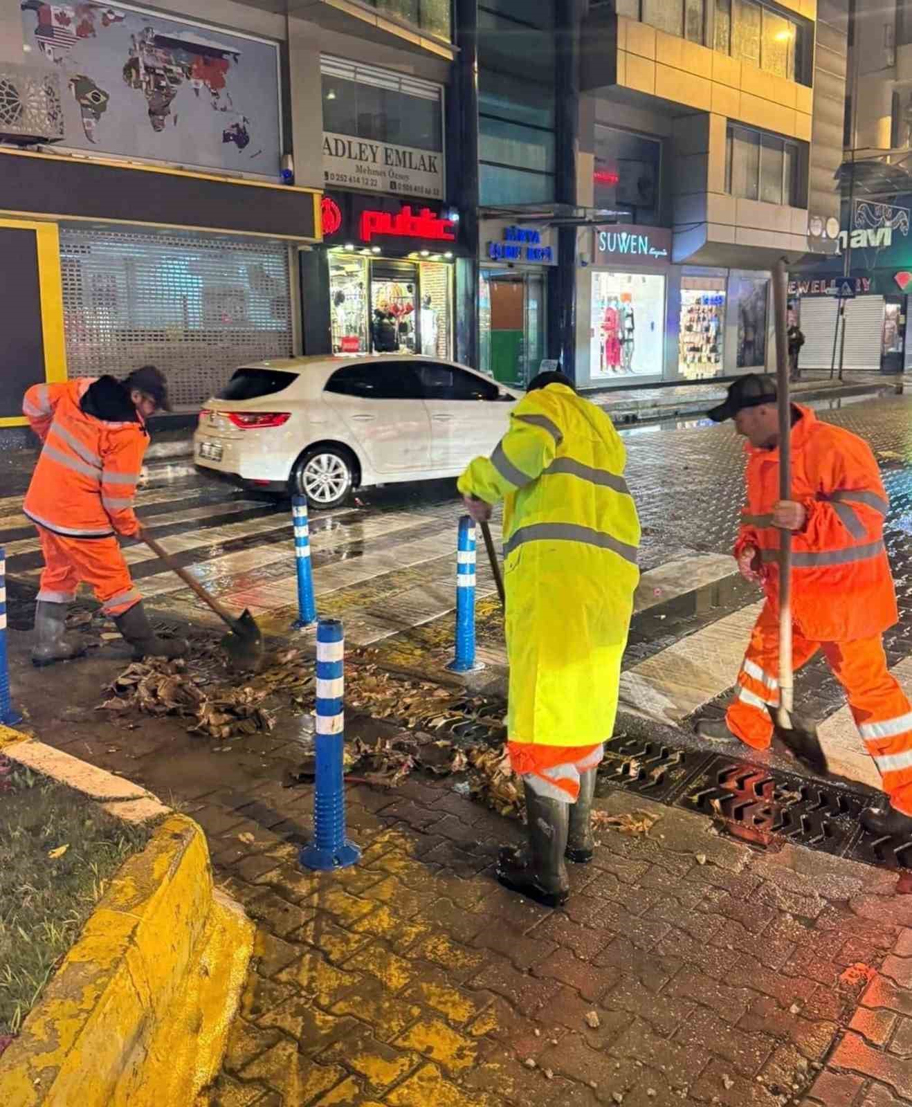 MUSKİ ekiplerinden anında müdahale
