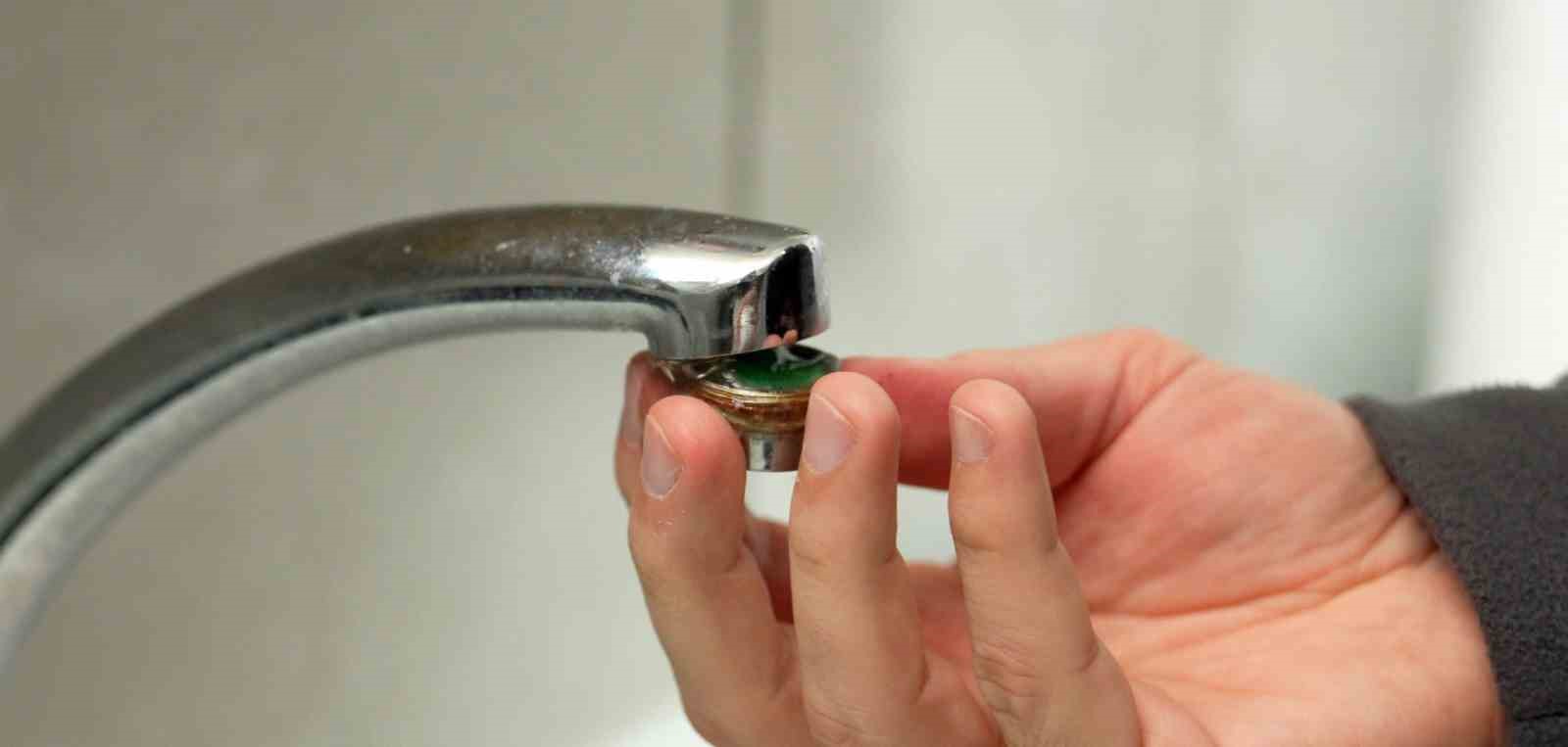 Musluğa takılan küçük aparat, suyu yüzde 70 kurtarıyor: Tasarruf hamlesi
