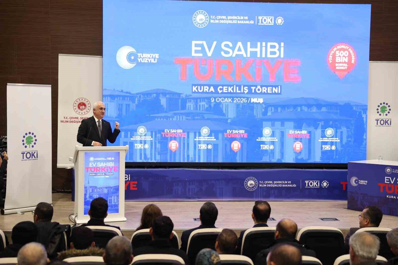 Muş’ta 2 bin 142 konutun hak sahipleri kura ile belirlendi
