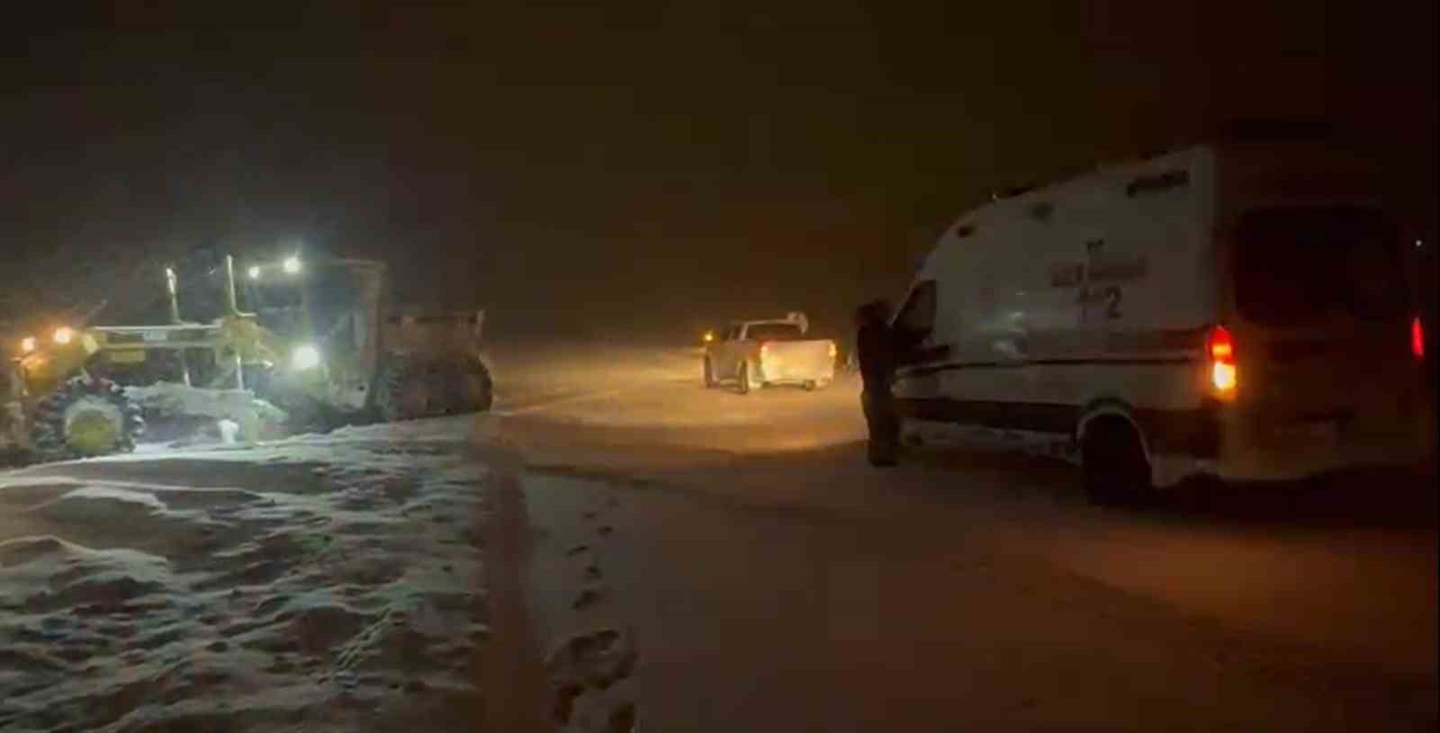 Muş’ta 303 köy yolu ulaşıma kapandı
