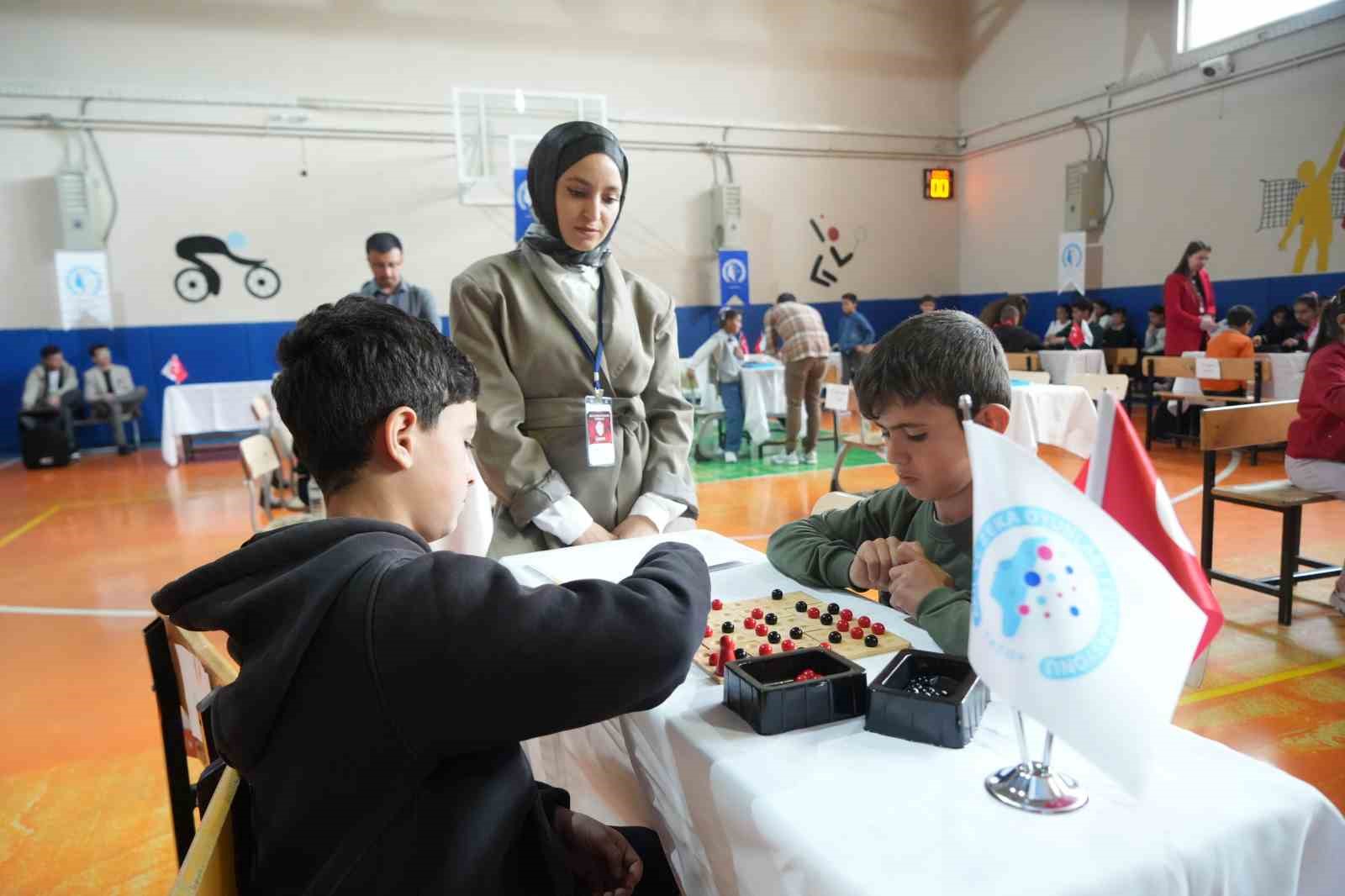 Muş’ta akıl ve zeka oyunları heyecanı
