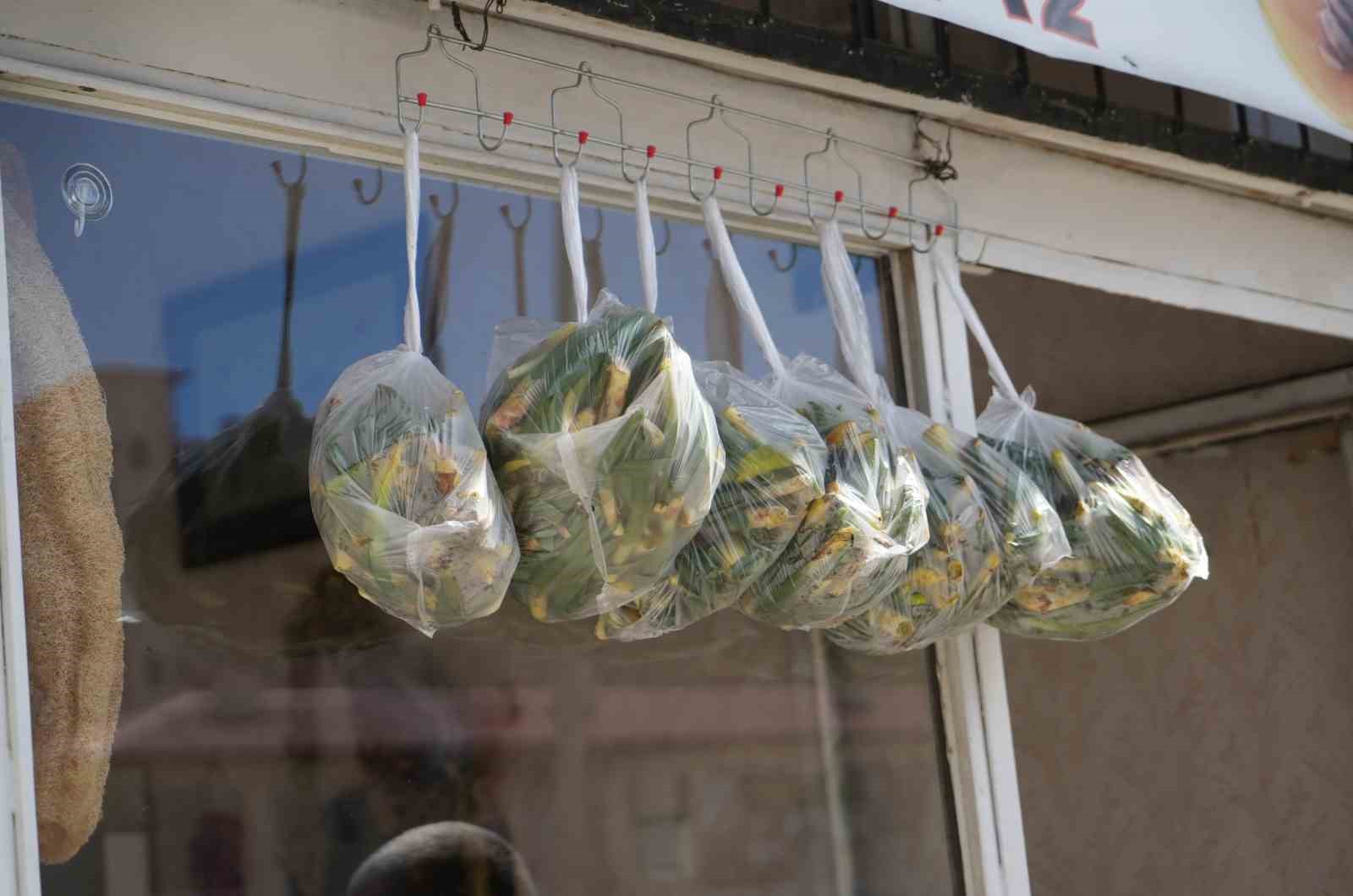 Muş’ta "askıda çiriş otu" uygulaması
