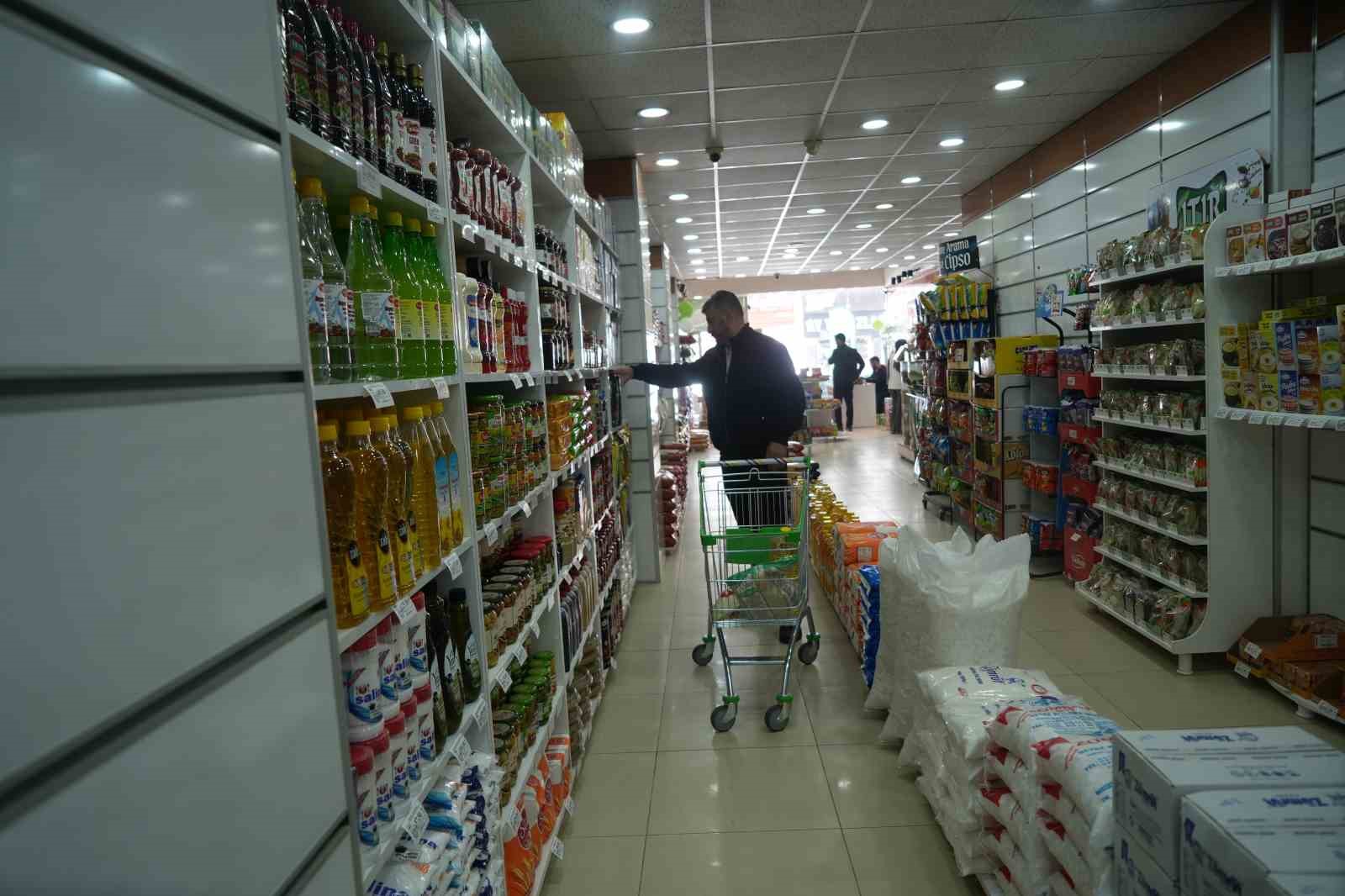 Muş’ta boykot ürünlerini raflarına almayan yeni market hizmete açıldı
