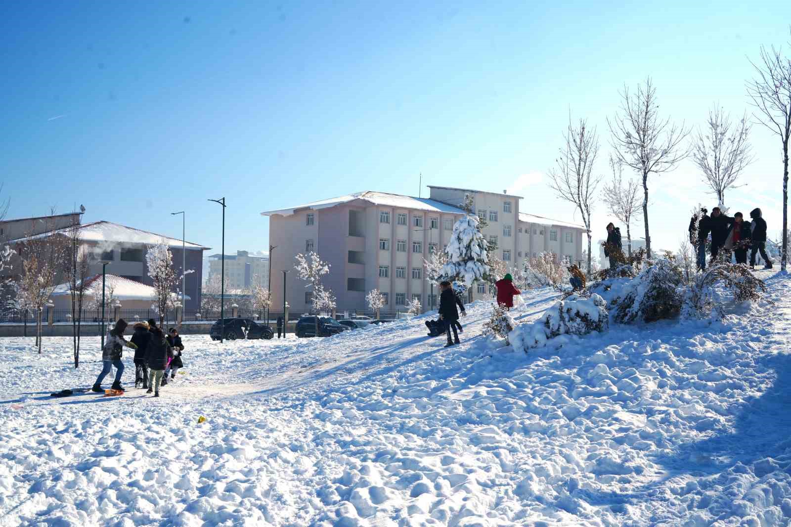 Muş’ta eğitime 1 gün ara verildi
