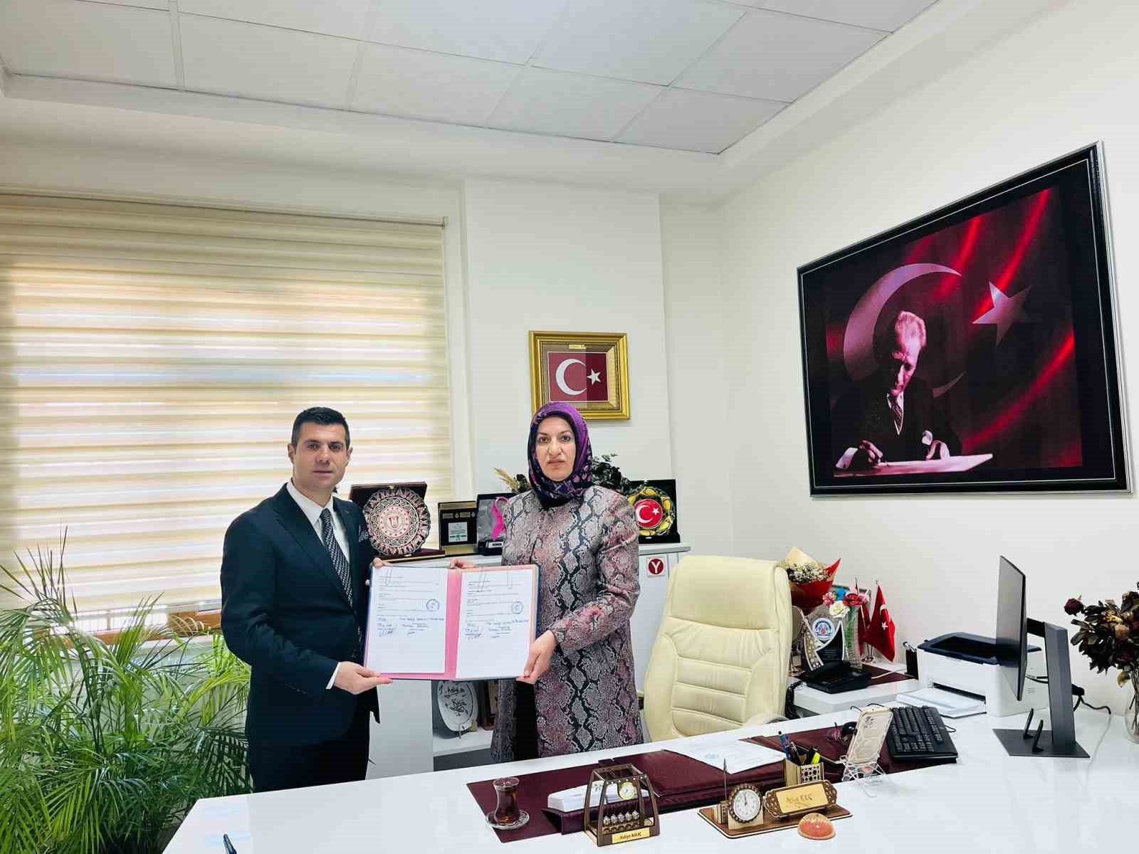 Muş’ta "Gençliğine İyi Bak 3: Ailene Sahip Ol" projesi hayata geçirildi
