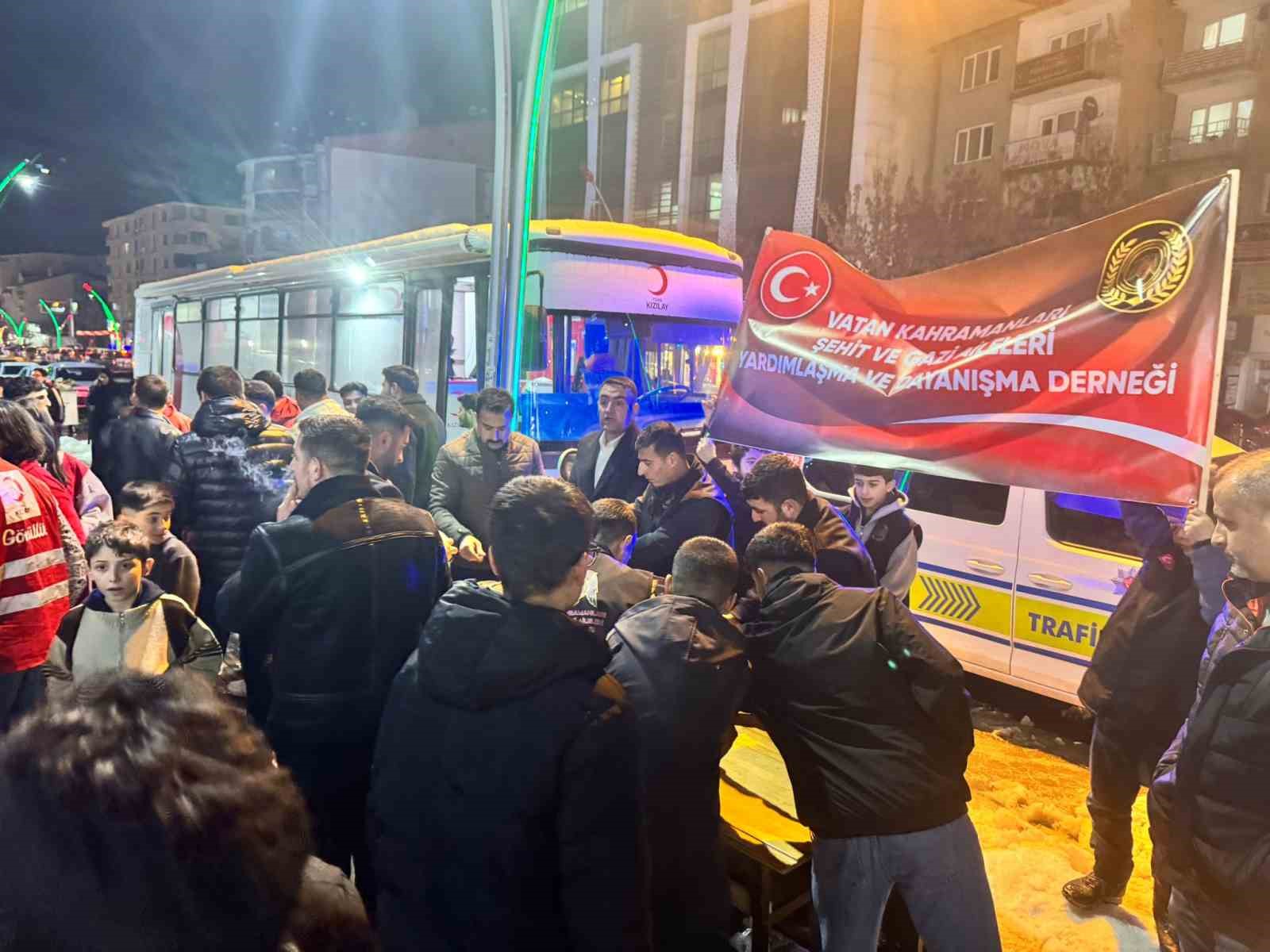 Muş’ta Kadir Gecesi dualarla idrak edildi
