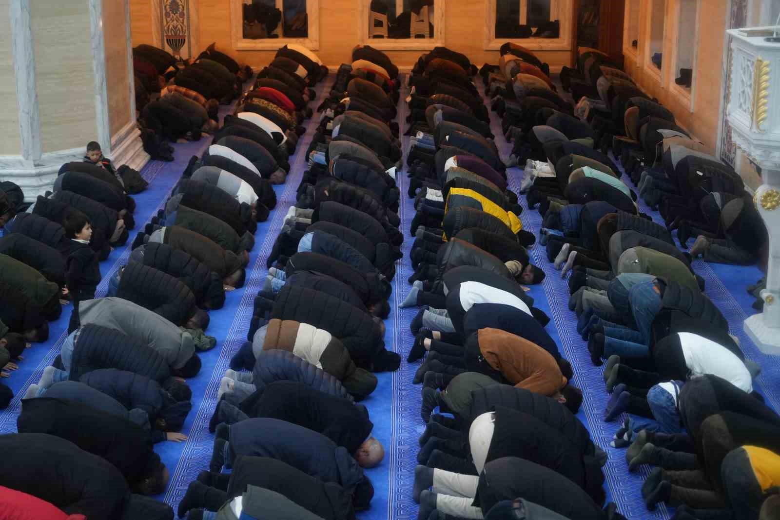 Muş’ta Miraç Kandili dualarla idrak edildi
