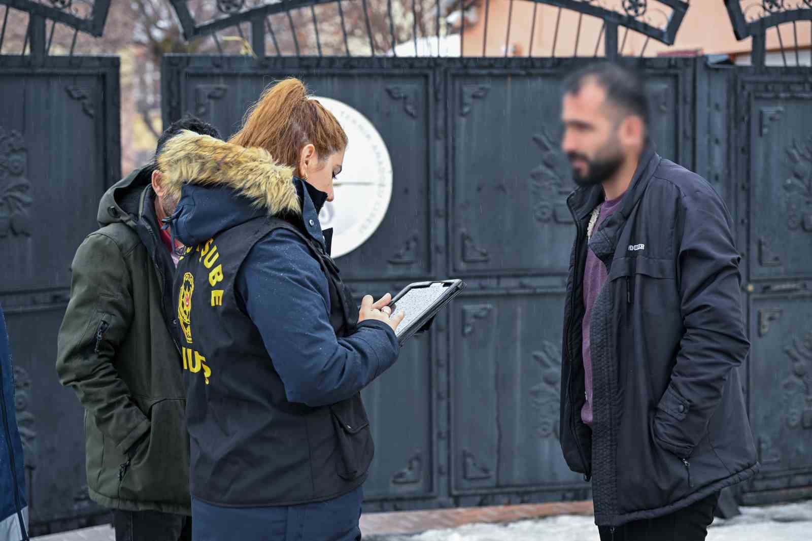 Muş’ta okul çevrelerinde güvenlik uygulaması
