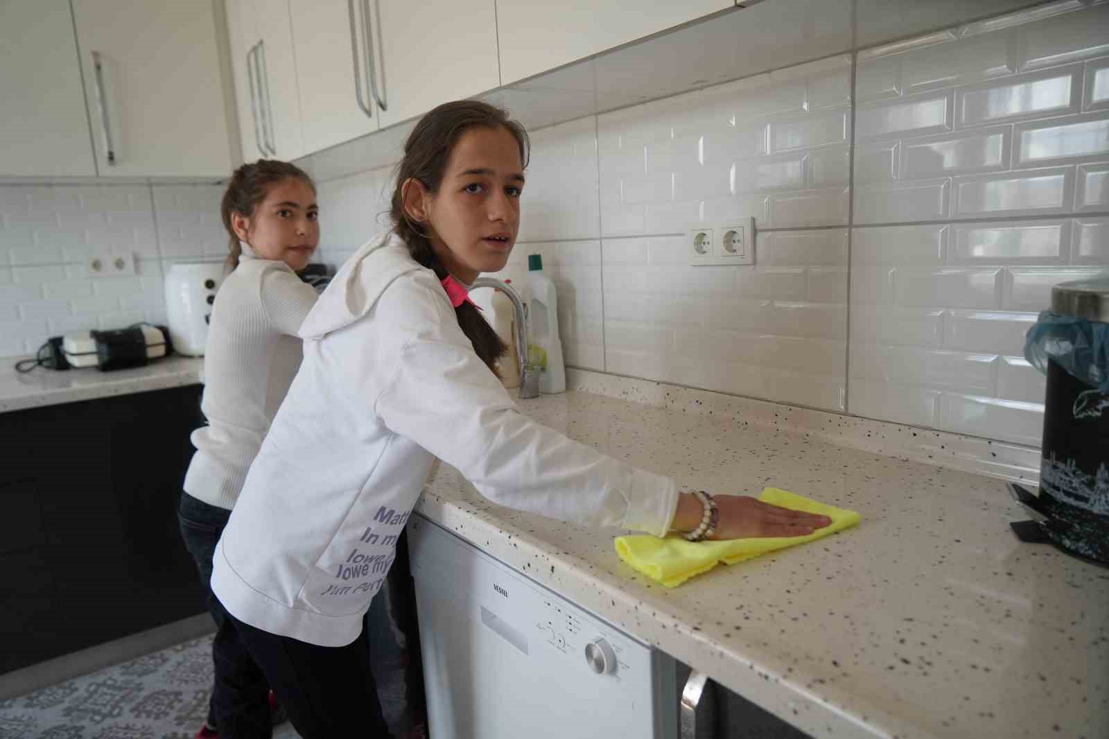 Muş’ta özel öğrencilere ev ortamında yaşam becerisi eğitimi
