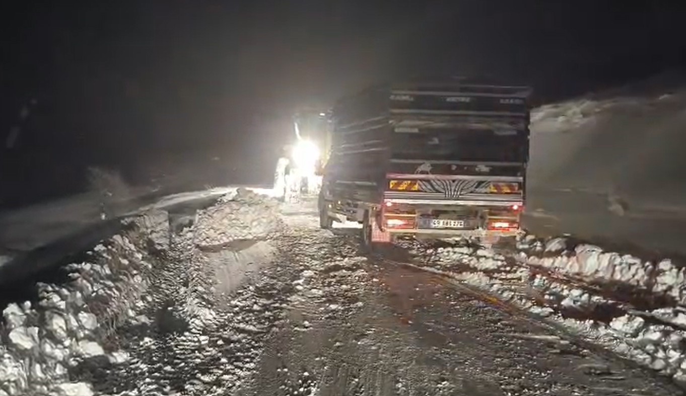Muş’ta yoğun kar: 145 köy yolu ulaşıma kapandı

