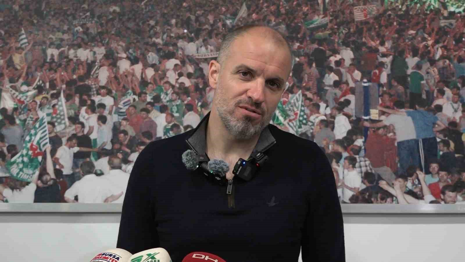 Mustafa Er: "Bursaspor taraftarı muazzam. Onlar her şeyin çok daha iyisini hak ediyor"
