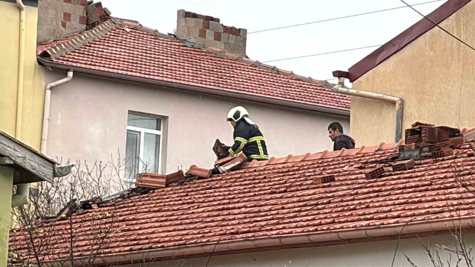 Müstakil evde baca yangını paniğe neden oldu
