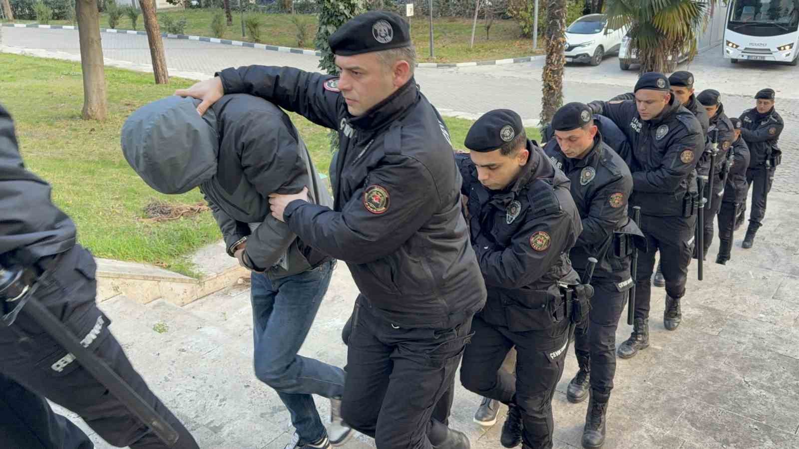 Müstehcenlik operasyonunda 17 kişi daha adliyeye sevk edildi
