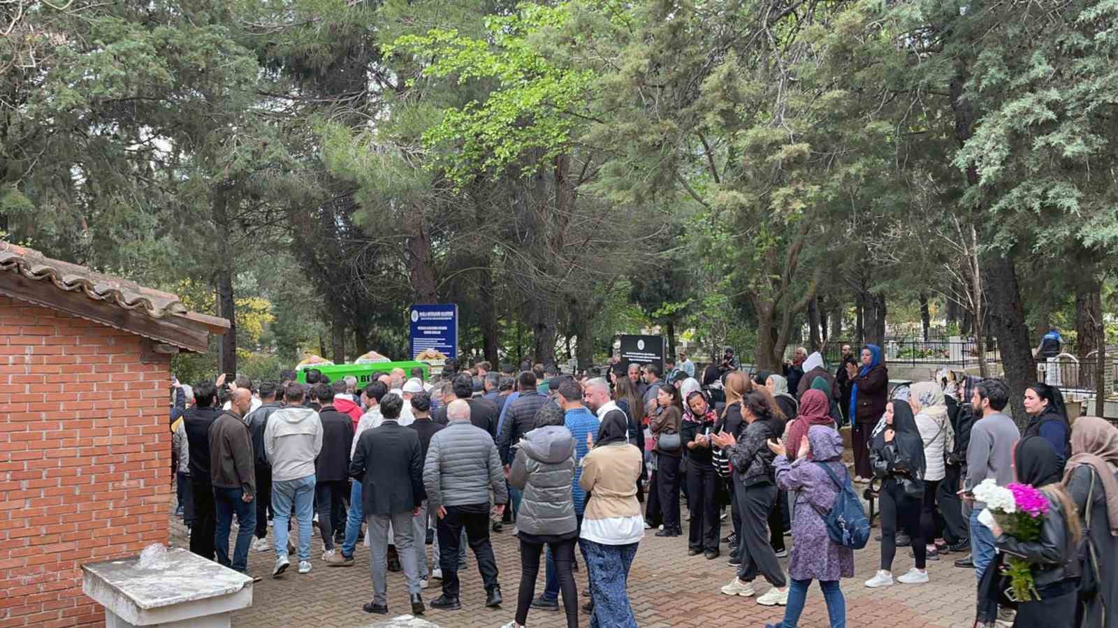 Müzisyen Rıza Tamer Şişman Akyaka’da toprağa verildi
