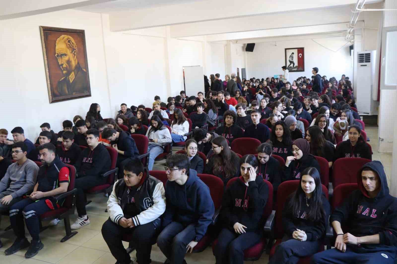 NAFAD ekiplerinden öğrencilere eğitim
