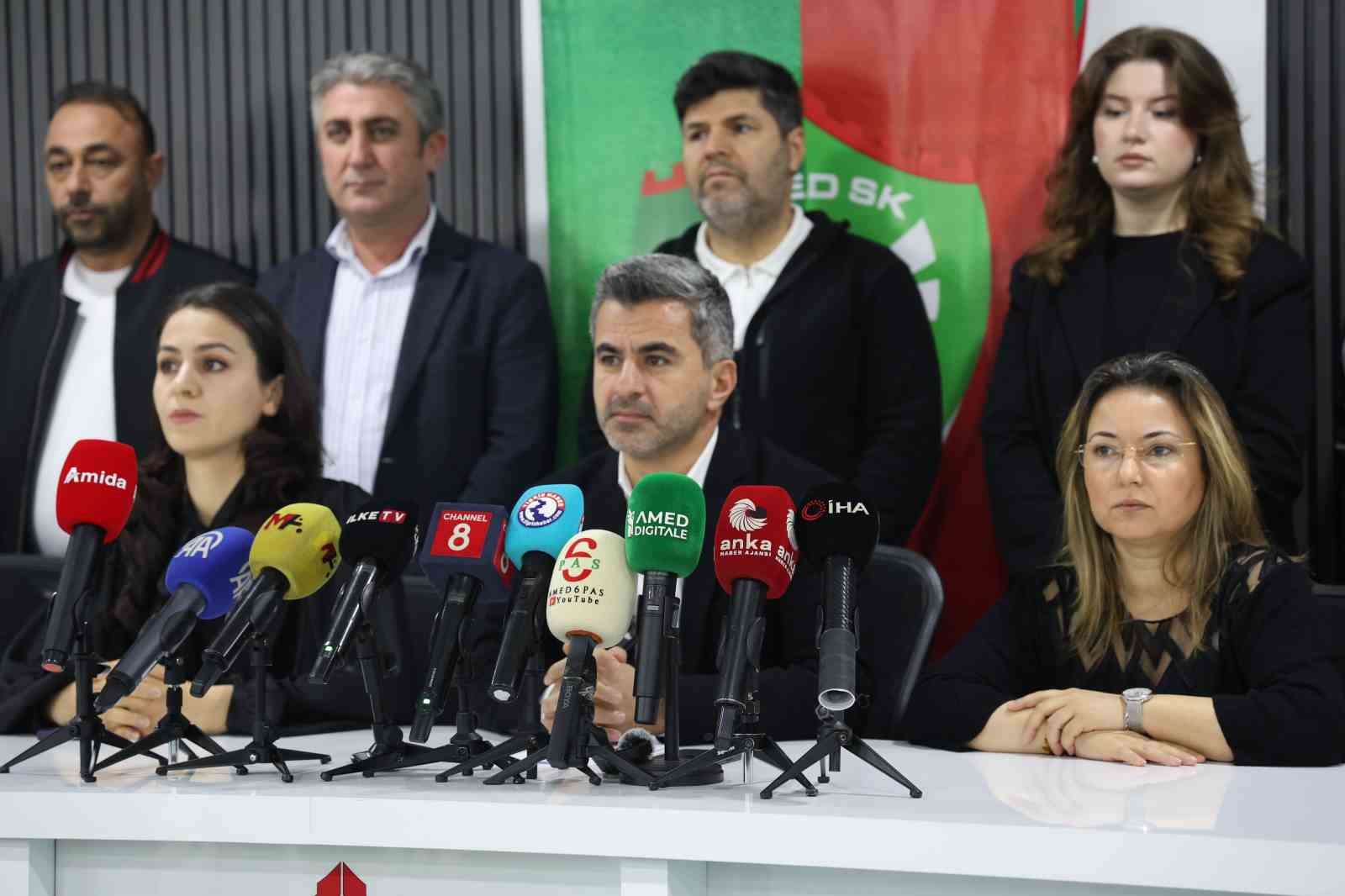 Nahit Eren: "Amedspor, suskun kalmayacak"
