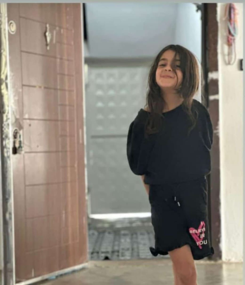 Narin Güran cinayet davasında 12 sanık ile suça sürüklenen 3 çocuk yeniden hakim karşısında
Narin Güran cinayet davasında 12 sanık ile suça sürüklenen 3 çocuk yeniden hakim karşısında