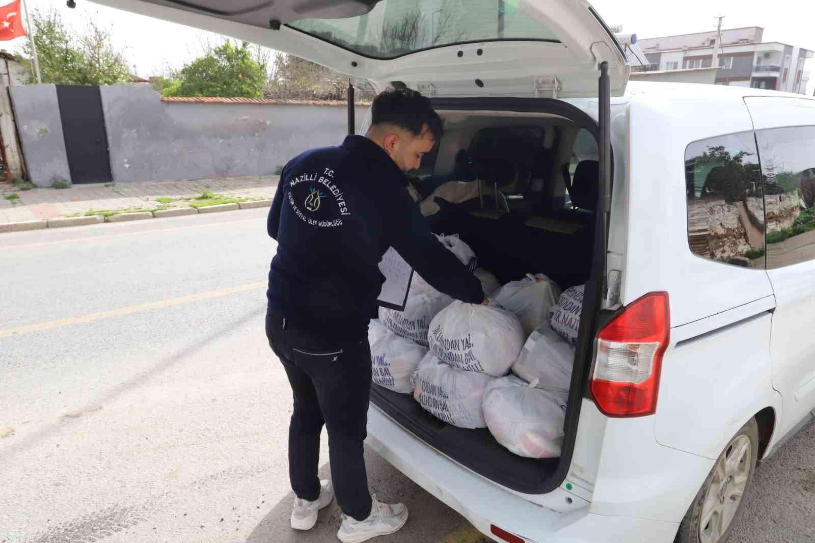 Nazilli Belediyesi Ramazan öncesi gıda yardımlarını artırdı
