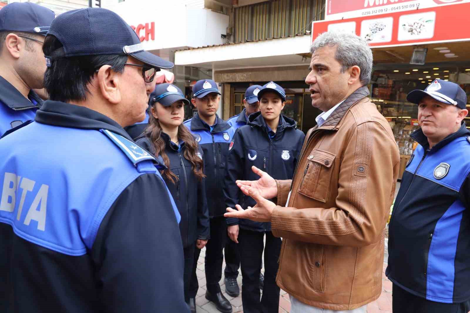 Nazilli Belediyesi’nde yeni zabıtalara oryantasyon eğitimi
