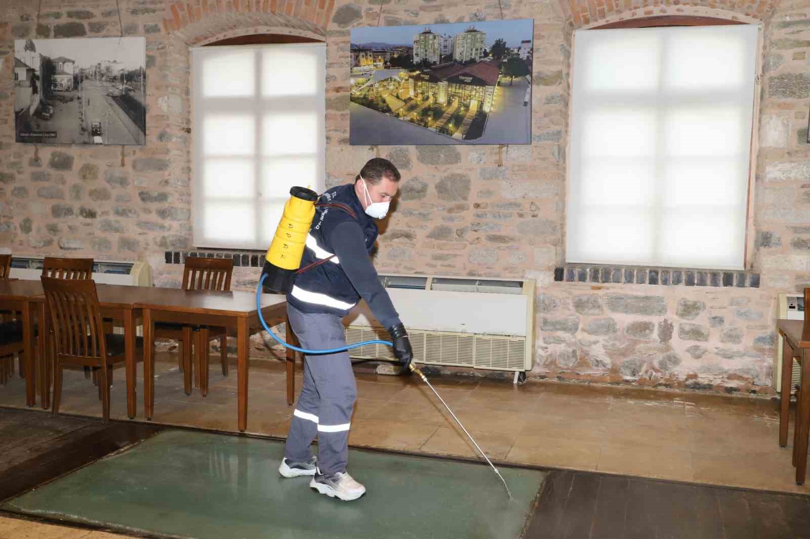 Nazilli Belediyesi’nden iş yeri ilaçlamasına sertifika desteği
