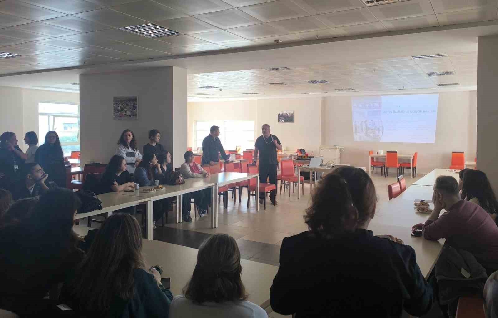 Nazilli Devlet Hastanesi’nde organ bağışı farkındalık eğitimi
