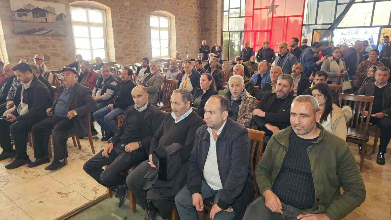 Nazilli Kahveciler Odası’nda Şenkal güven tazeledi
