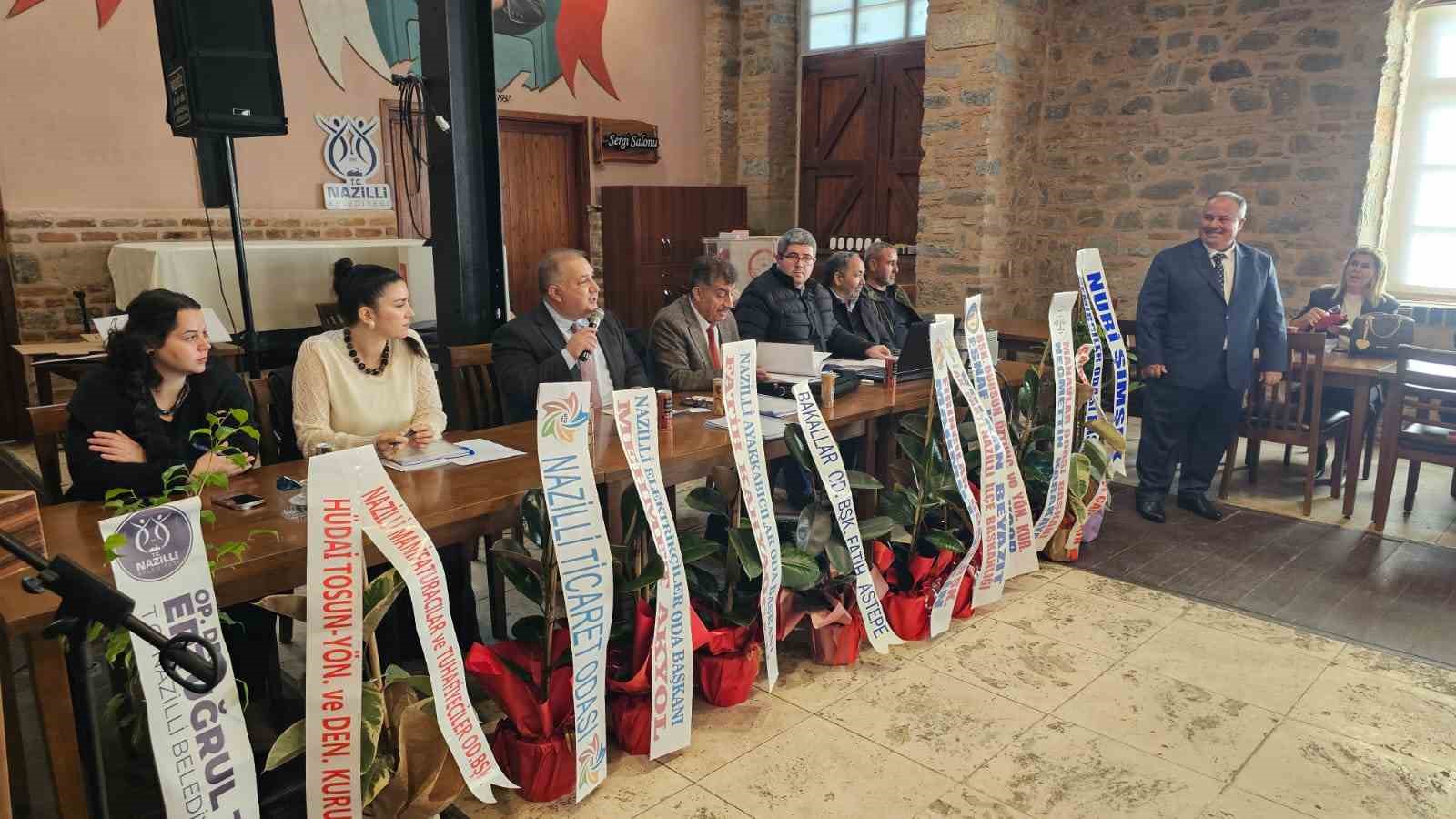 Nazilli Kahveciler Odası’nda Şenkal güven tazeledi
