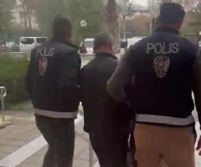 Nazilli’de 2 aranan şahıs yakalandı
