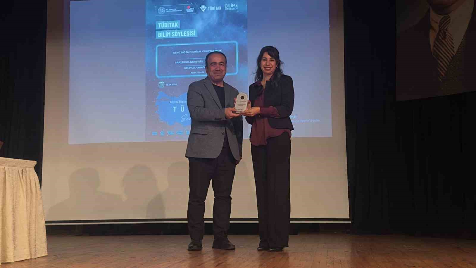 Nazilli’de ’Genç Yaşta Finansal Okuryazarlık’ söyleşisi gerçekleştirildi
