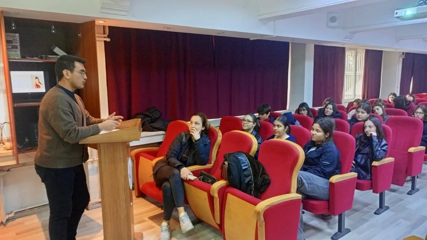 Nazilli’de liseli gençlere sağlıklı yaşam eğitimi verildi
