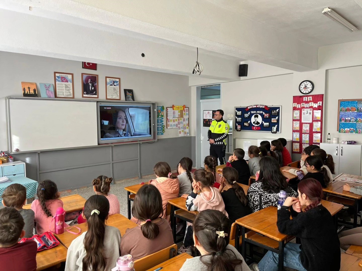 Nazilli’de öğrencilere güvenli trafik eğitimi
