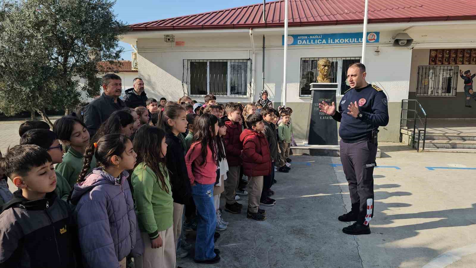Nazilli’de öğrencilere ’Ormanları Koruma, Afet ve Yangın Eğitimi’ verildi
