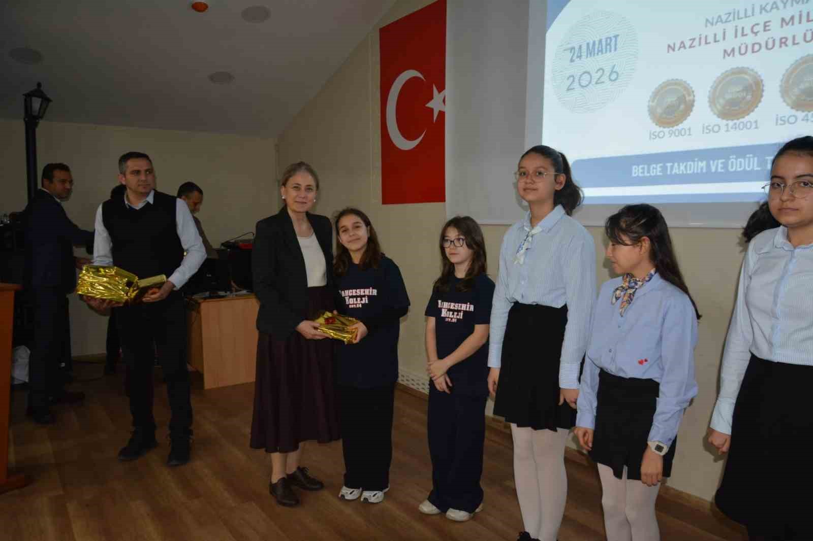 Nazilli’de projeleri ile dereceye giren okullar için ödül töreni düzenlendi
