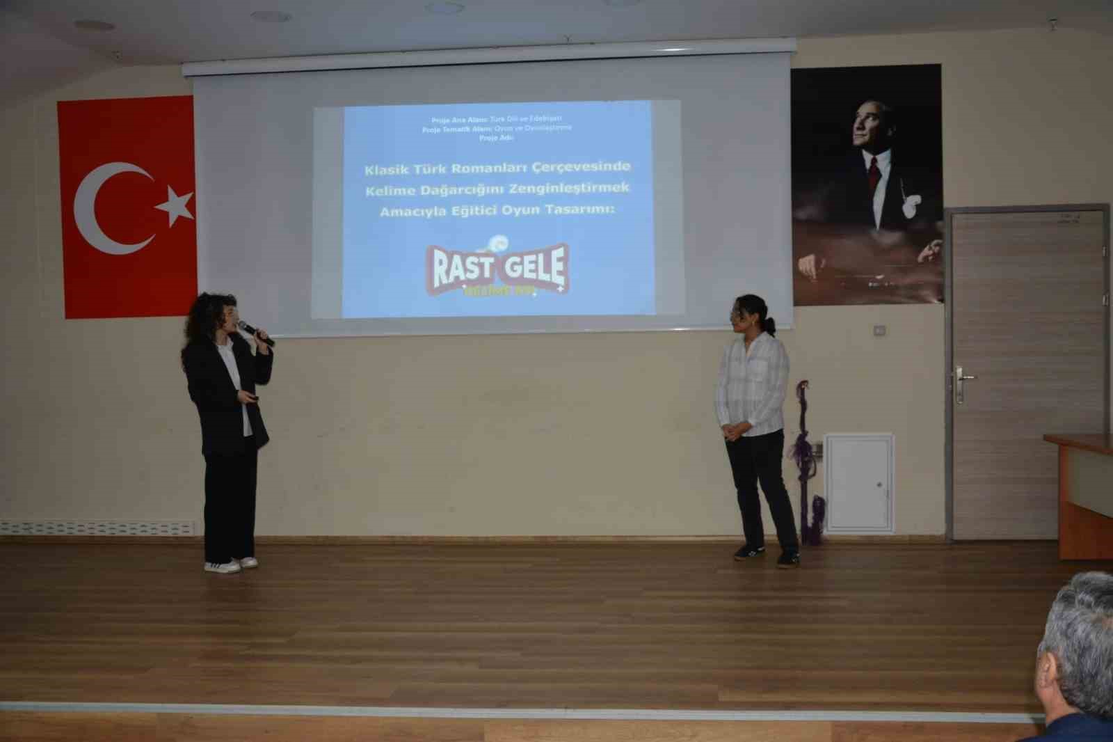 Nazilli’de projeleri ile dereceye giren okullar için ödül töreni düzenlendi
