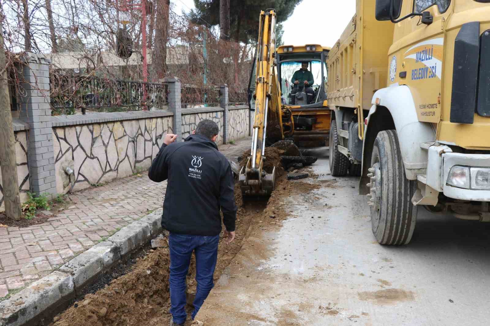 Nazilli’de yarım asırlık içme suyu hatları yenileniyor

