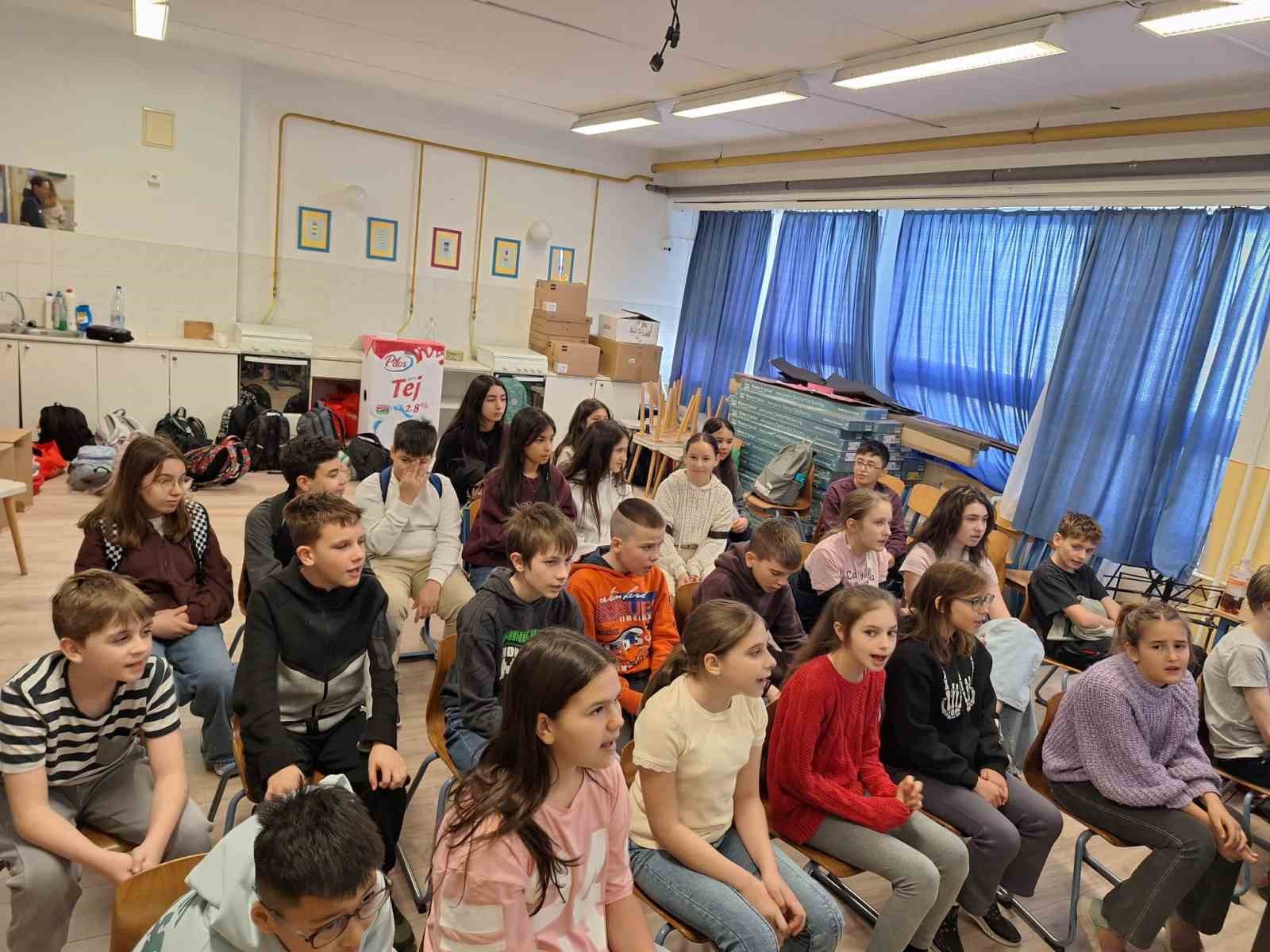 Nazillili öğrenciler projelerini bu kez Budapeşte’de yürüttü
