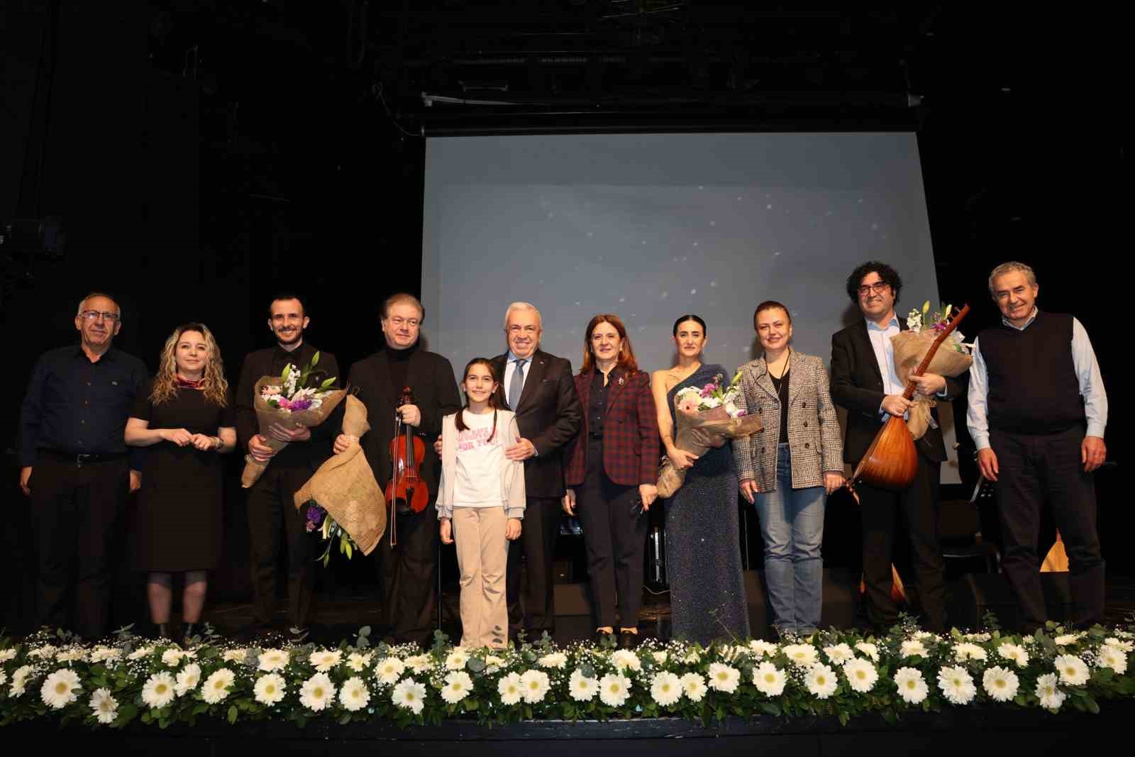 Nâzım Hikmet 124. yaşında Nilüfer’de konserle anıldı
