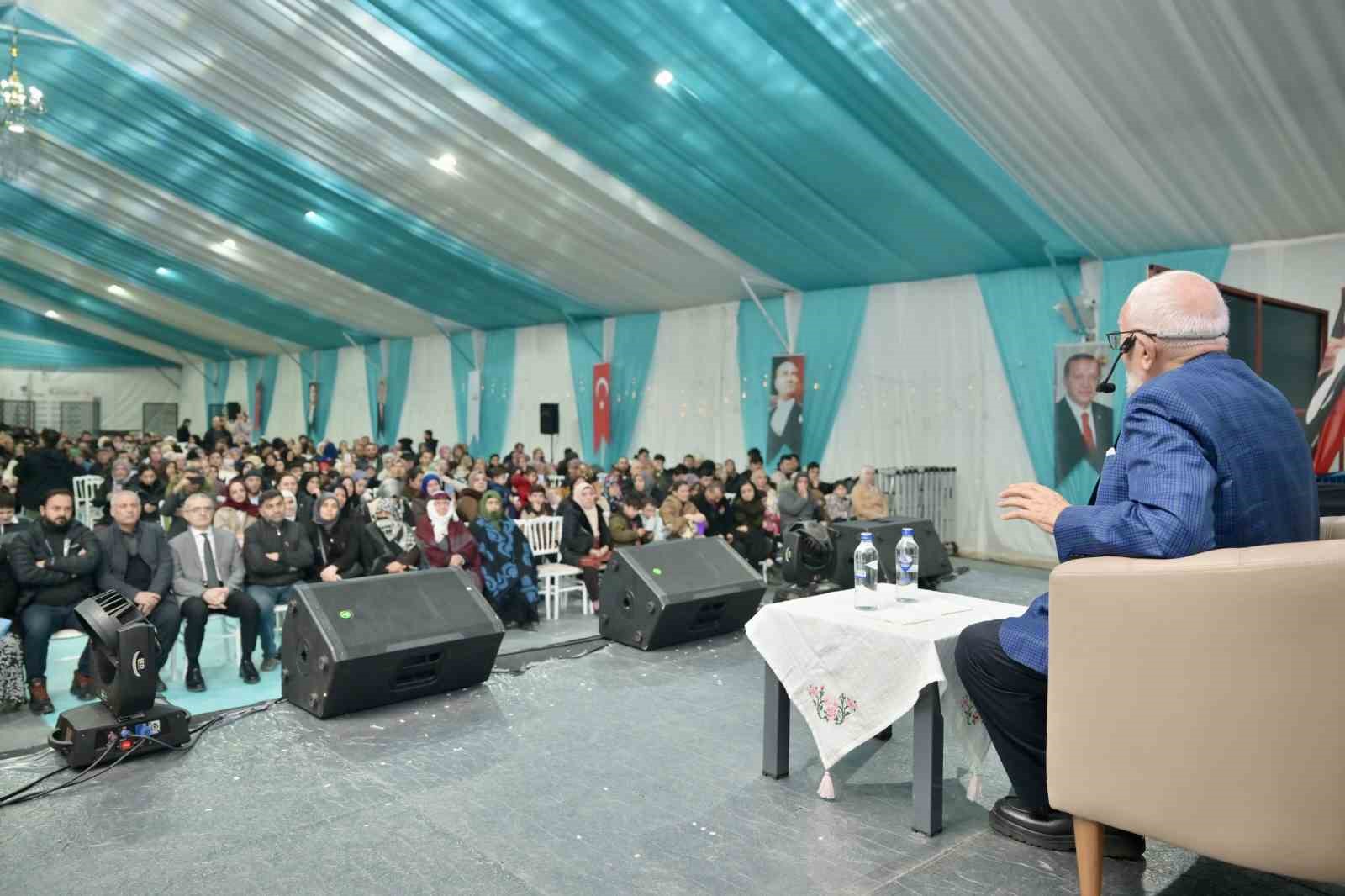 Necmettin Nursaçan Esenyurt’ta vatandaşlarla buluştu
