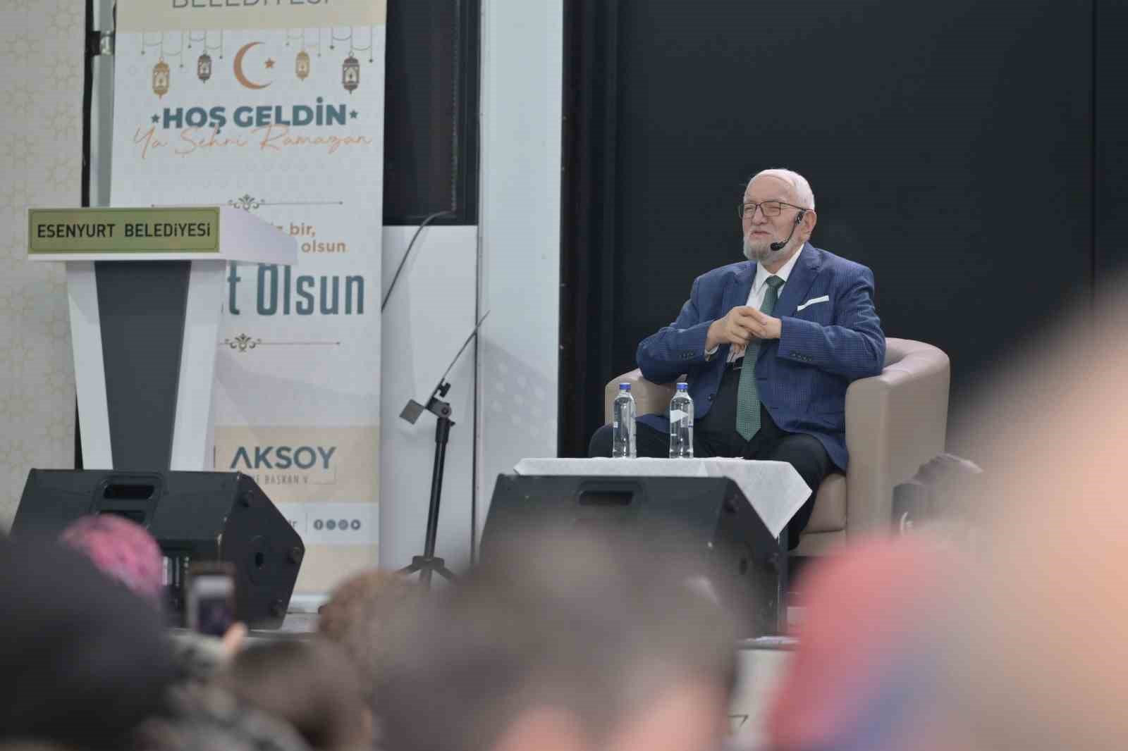 Necmettin Nursaçan Esenyurt’ta vatandaşlarla buluştu
