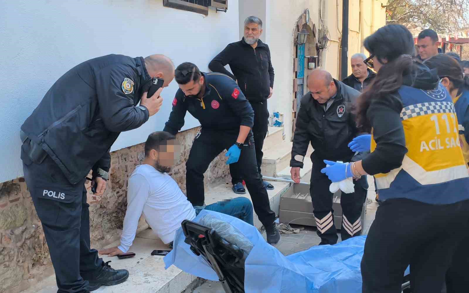 ’Neden video çekiyorsun’ tartışması kanlı bitti: 3 yaralı
